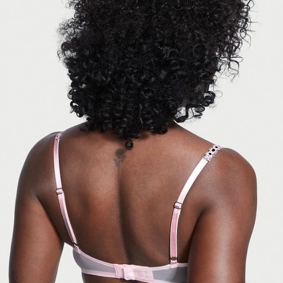 ******SOLD********VS Dream Angels Wicked Unlined Balconette Bra 36DD & Thong - Picture 5 of 11